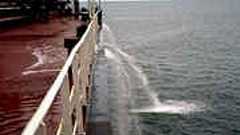 バラスト水 - Wikipedia