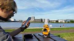 AIに身体をつけて海に行く・39年前のロボットのおもちゃにAIの音声をしゃべらせる