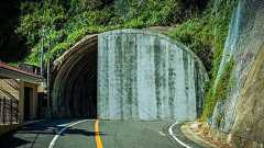 【千葉県】【隧道】半分以上蓋をされているが通行可能な「私有地」トンネル