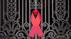 HIV陽性の8歳少年を追放せよ、村民200人が署名 中国