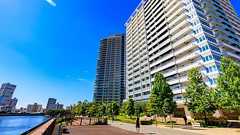 「世田谷区」がついに「江東区」より“格下”に?マンション価値で“下剋上”が起きた当然のワケとは