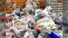 物資として送られてきた"汚れた衣類"が山積み、処分待ち状態に。送る側の意識が問われる