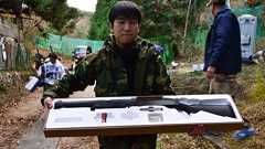 自衛官が本気でサバゲーしたら…自衛隊員50人VSサバゲー愛好家100人 勝者はどっちだ? - ライブドアニュース