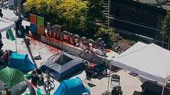 イスラエルとの契約に対し抗議するためMicrosoft社長のオフィスを現職のMicrosoft社員を含む抗議者が占拠、開放後のオフィスで社長が緊急記者会見