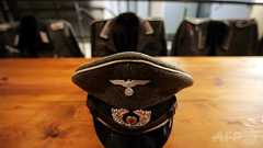 欅坂46、「ナチス風」ハロウィーン衣装でネット炎上