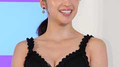 中村アンの美しい背筋ショットにファン興奮 | RBB TODAY