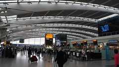 「飛び立つのでもう乗れない。頑張って帰ってきてください」 英空港に置き去り 仙台の男性、旅行会社を提訴 : ゴールデンタイムズ