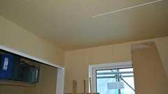 『石膏ボードが貼られてた。』