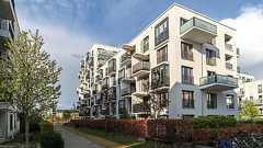 一度寮付き派遣をやると、もう戻れなくなる…35歳非正規男性が取り戻したい「6畳ワンルームの暮らし」 金銭的な貧しさに加えて人間関係の貧しさも半端じゃない