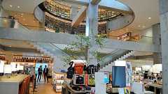 ツタヤ運営の図書館、神奈川に開館 本購入は事前に確認:朝日新聞デジタル