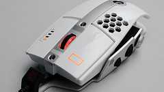 モビルスーツっぽいかも。ThermaltakeとBMWのコラボマウス「Level 10 M」が台湾から届いたので弄ってみた