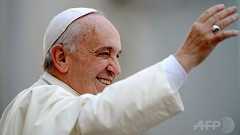 歴代法王の好物集めたレシピ本、スイス衛兵が出版