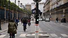 仏パリ、ほぼ全道路で制限速度30キロに 8月末から