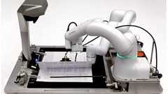 ロボットが契約書をめくって自動で押印 手作業の負担を軽減 デンソーと日立が開発