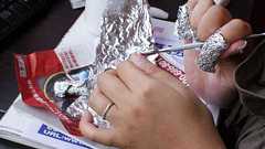 120秒が5秒になった――LEDがなし遂げた“ネイルの大発明”とは