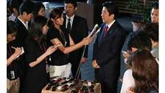 安保法案反対は“刹那的な世論”かーー内閣支持率が証明する、個々人の集積としての民意