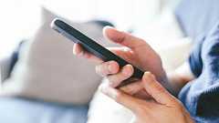 蔓延する「課金疲れ」の実態 ソシャゲに300万円費やした男性の告白 | マネーポストWEB