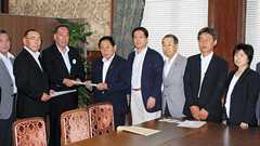 健康に影響なし安心して使用 ? 水道水からストロンチウム微量検出 | 東日本大震災 | 福島民報