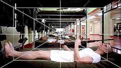 キューブリック作品がいかに一点透視図法を使っているかがわかるムービー