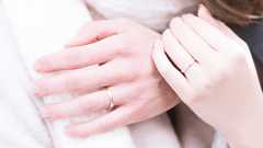 ペアアクセサリー・ジュエリーのTHE KISS(ザ・キッス)公式通販