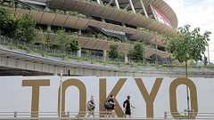 「ちゃんと開催しようという努力が感じられない」海外メディアが東京五輪に“大憤慨”ワクチンは自己申告、書類は不備ばかり、取材体制は大学以下… | 文春オンライン