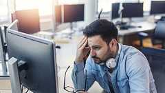 “ごめんやっぱり戻ってきて” AIで人員削減した企業の半数が2027年までに再雇用