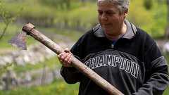 「男性」として数十年、残されたのは孤独 アルバニアの「ブルネシャ」