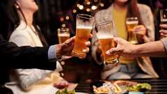 忘年会で4割が“アルハラ”経験 飲み会「ルールなし」の職場7割