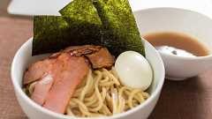 158円で神の味? 噂の「セブンプレミアムの冷凍つけ麺」を食べてみた : 941::blog