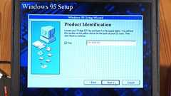 Windows 95のプロダクトキーは「111-1111111」や「000-0000000」でも突破できる超単純アルゴリズムで実装されていた