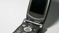 「携帯電話の電波がペースメーカーを誤作動させる」は、都市伝説。 - すまほん!!