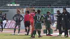 FC岐阜vs松本山雅FCで珍事発生!ユニフォームの色が似ていてパスミス連発→ホームの岐阜がアウェーユニに着替える事態に - ドメサカブログ