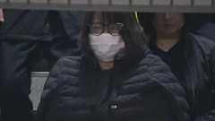 三菱UFJ銀行の貸金庫から顧客の金塊2.6億円相当を盗んだ疑いで元行員の今村由香理容疑者(46)を逮捕 警視庁|FNNプライムオンライン