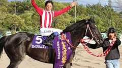 【画像】最近岩田さんがやってる謎のポーズを集めてみた(2012年版) : -ホースニュース俺-(無期休刊)