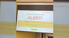 アメリカで教えている先生が学校で「銃乱射事件発生の誤報」に遭遇したときの体験談がとても恐ろしい「読んでて涙が出てきた…」