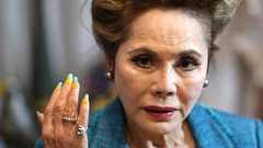 デヴィ夫人、ウクライナ支援のきっかけは「火山が噴火するくらいの怒り」 「負ければ民主主義の墓場」「岸田首相も現地へ」83歳の熱弁 | 47NEWS