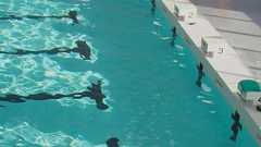 「モデルに18歳未満」「過激ポーズや水着」指摘受け確認 埼玉県営公園での「プール撮影会」が会場都合で中止...一律禁止に