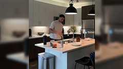 この動画、女性用ポルノとか言われてるけど納得してしまった。全部して欲しい→「男女関係なくして欲しいわ」