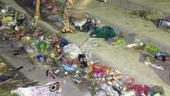 花火大会の後ゴミが散乱した写真にモラルはどうなってると話題→ボランティアが翌日拾うのでゴミ置いといておkでした:ハムスター速報