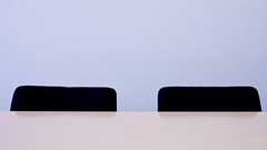 面接官「AはBであるが、AはBではない。この文のAとBに矛盾なく語句を入れるとしたら何ですか?」 : 稲妻速報