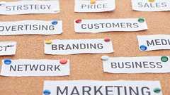 【ブランディングとは?】マーケティングとの違いとその関係性をスッキリ解説!