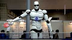 人工知能は核兵器よりも潜在的に危険、ホーキング博士が「100年以内に人工知能は人間を超える」と警告