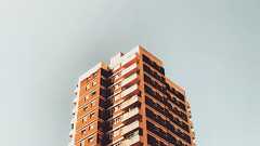 老朽化していく築十数年のマンションというのは、まさに「日本」そのものだなと思った話。