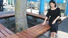 「排除ベンチ」の排除に初めて成功…野宿者支援に取り組む市議が平塚駅前ベンチ改修に込めた思いは:東京新聞デジタル