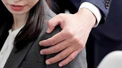 〈アナウンサーだけじゃない〉「セクハラを受けても泣き寝入り」ニュース現場で女性記者たちが強いられる“理不尽”な悪しき風習 | 集英社オンライン | ニュースを本気で噛み砕け