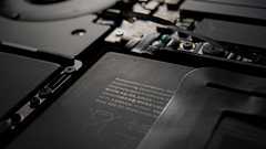 欧州にて「バッテリーを容易に取り外して交換できる製品設計」をメーカーに義務付けへ。携帯型ゲーム機も対象との報道 - AUTOMATON