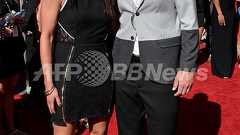 サッカー米女子代表のワンバックがチームメートと結婚