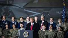 米国防総省、トランプ氏の物議醸す命令に備え対応協議 当局者