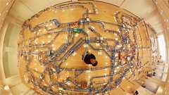 「本当は鉄道に詳しくない……」プラレールで東京の地下鉄を再現した男たち