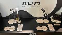 狙うBOSE超え――NTTが世界初とうたう「音閉じ込めイヤホン」は本当にすごいのか?